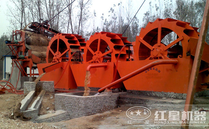 时产160-200吨轮式洗砂机生产现场